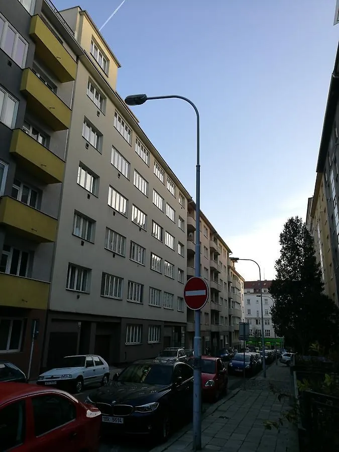 Haas Apartments Stojanova With Parking ブルノ チェコ